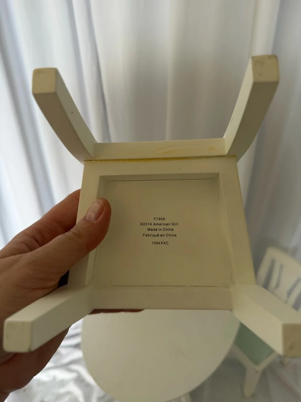 American Girl The Dining Table and Chairs I with chair covers - Picture 11 of 15